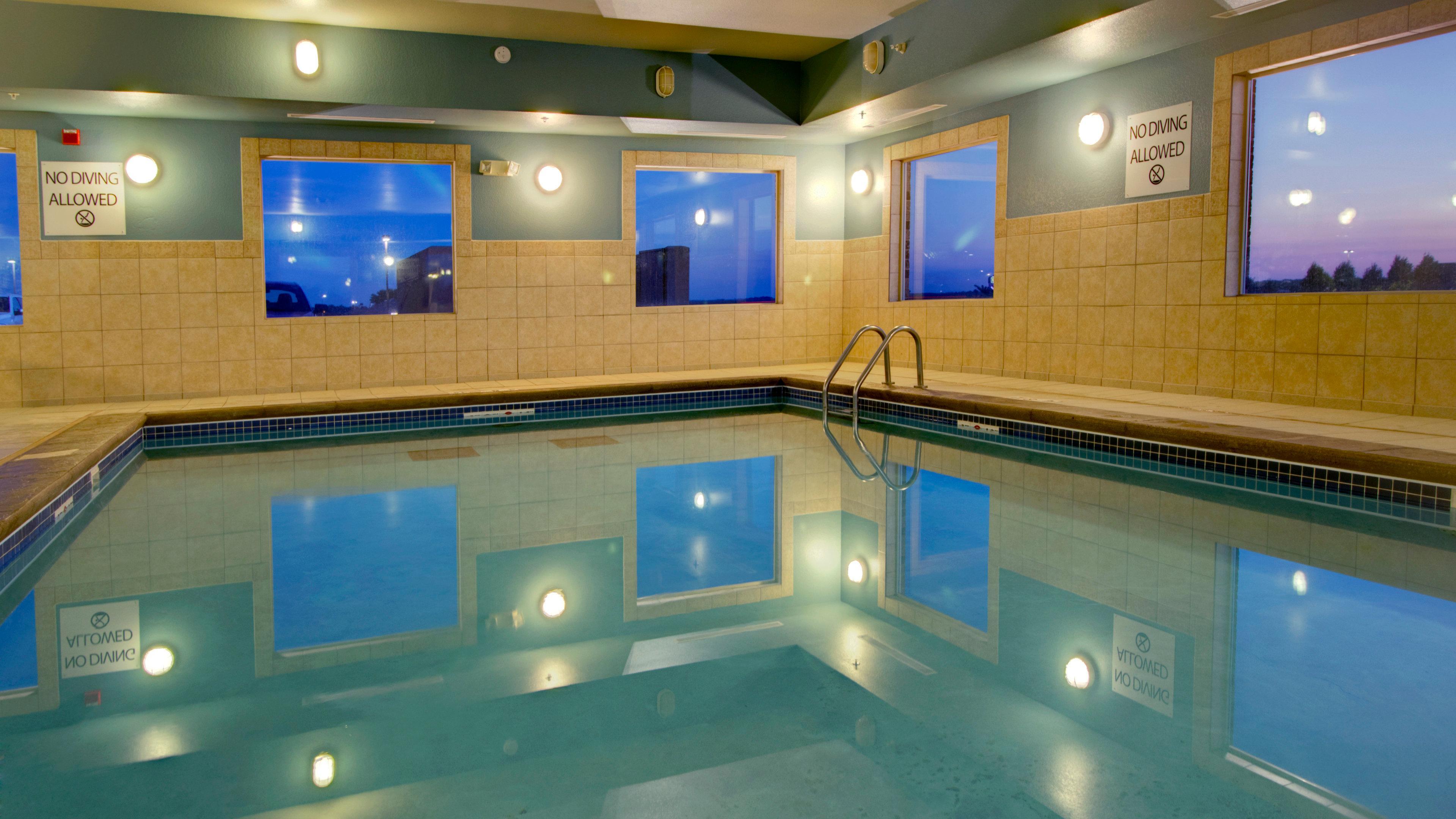 Express & By Ihg Hotel 3*